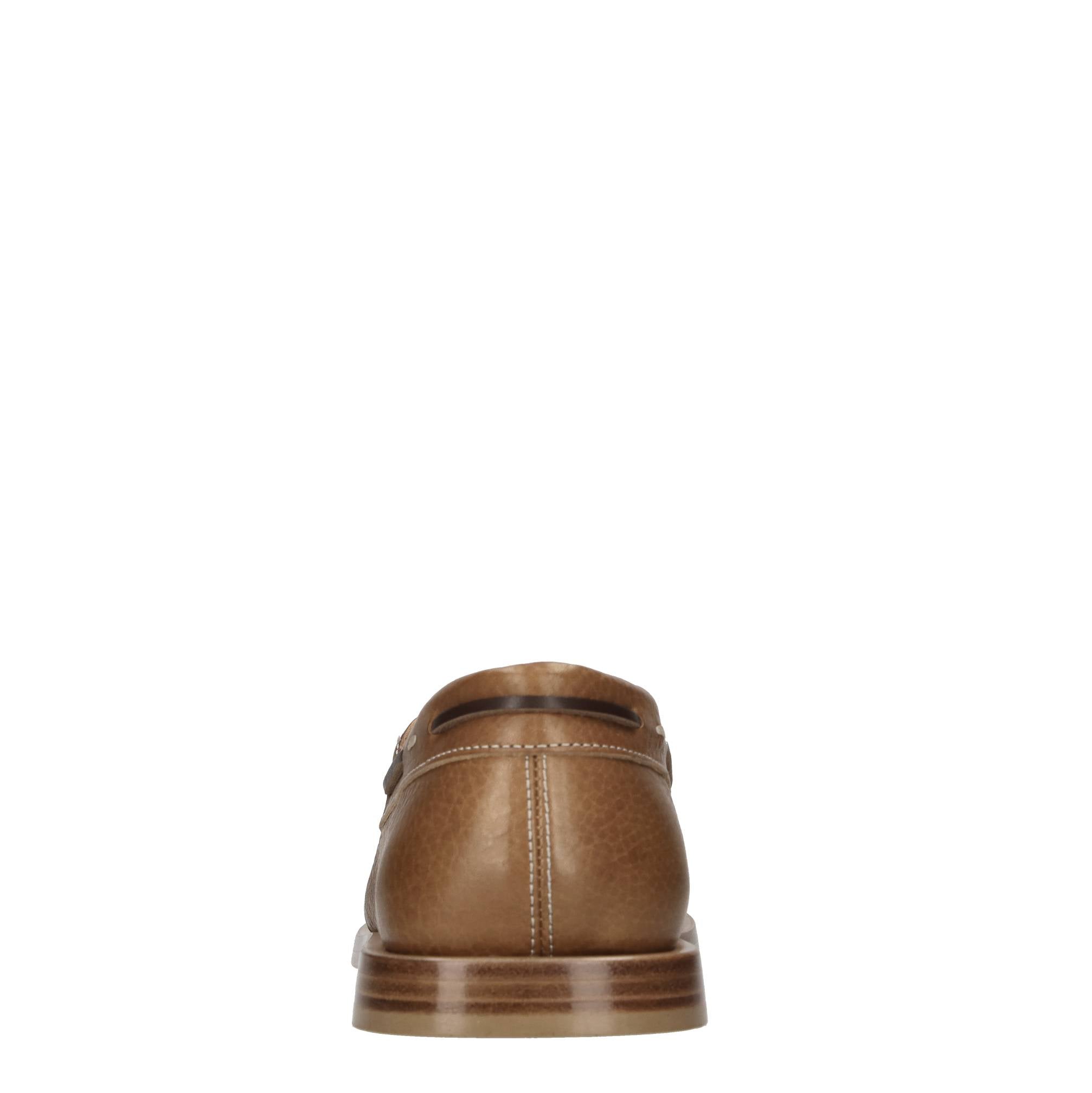 Stringate in pelle 