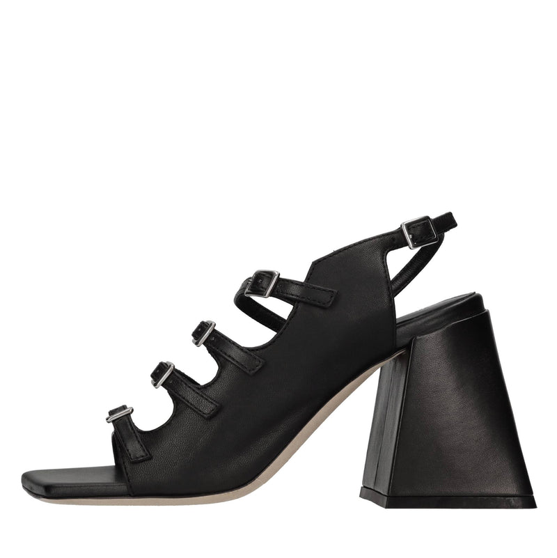 Sandali in pelle 