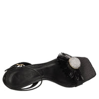 Sandali in pelle con applicazione gioiello e rafia 
