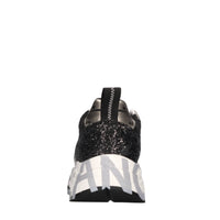 Sneakers in pelle, vernice e glitter 