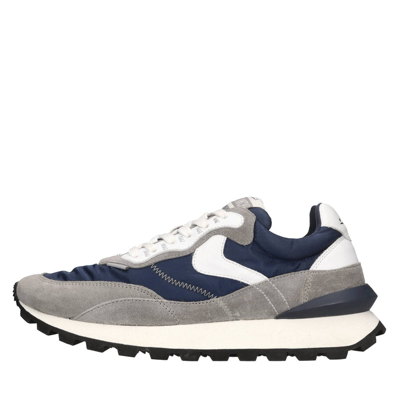 Sneakers in camoscio e tessuto 
