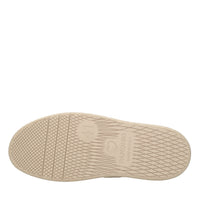 Sneakers modello P02 LOW-TOP di PANCHIC in camoscio con inserti in pelle 
