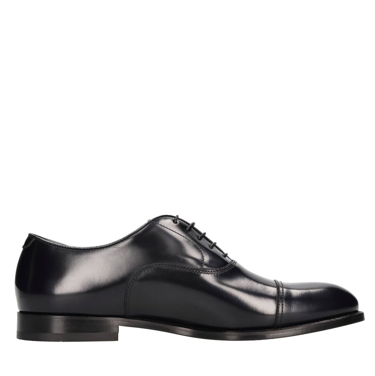 Stringate in pelle 