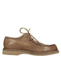 Stringate in pelle 