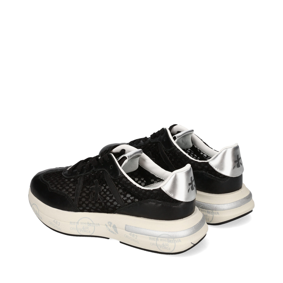 Sneakers in pelle scamosciata, tessuto e inserti in pelle 