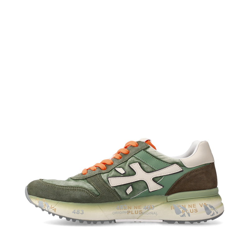 Sneakers in pelle scamosciata, tessuto e inserti in pelle 