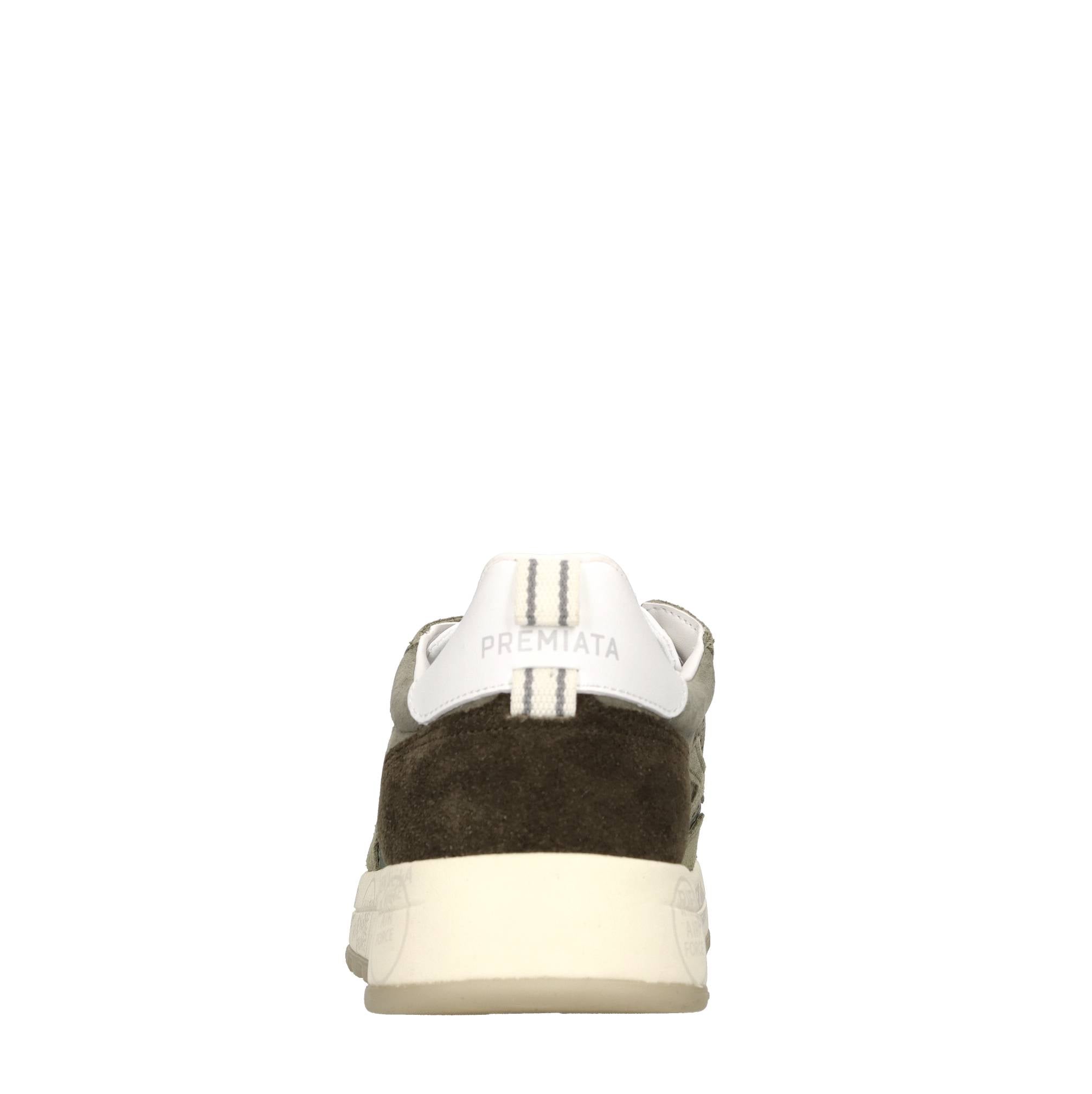 Sneakers in pelle scamosciata, tessuto e inserti in pelle 