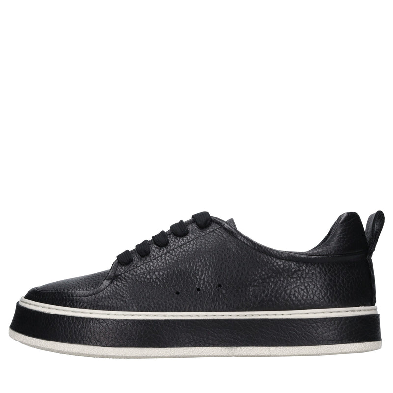 Sneakers in pelle 