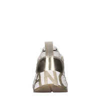 Sneakers in camoscio e tessuto con paillettes 