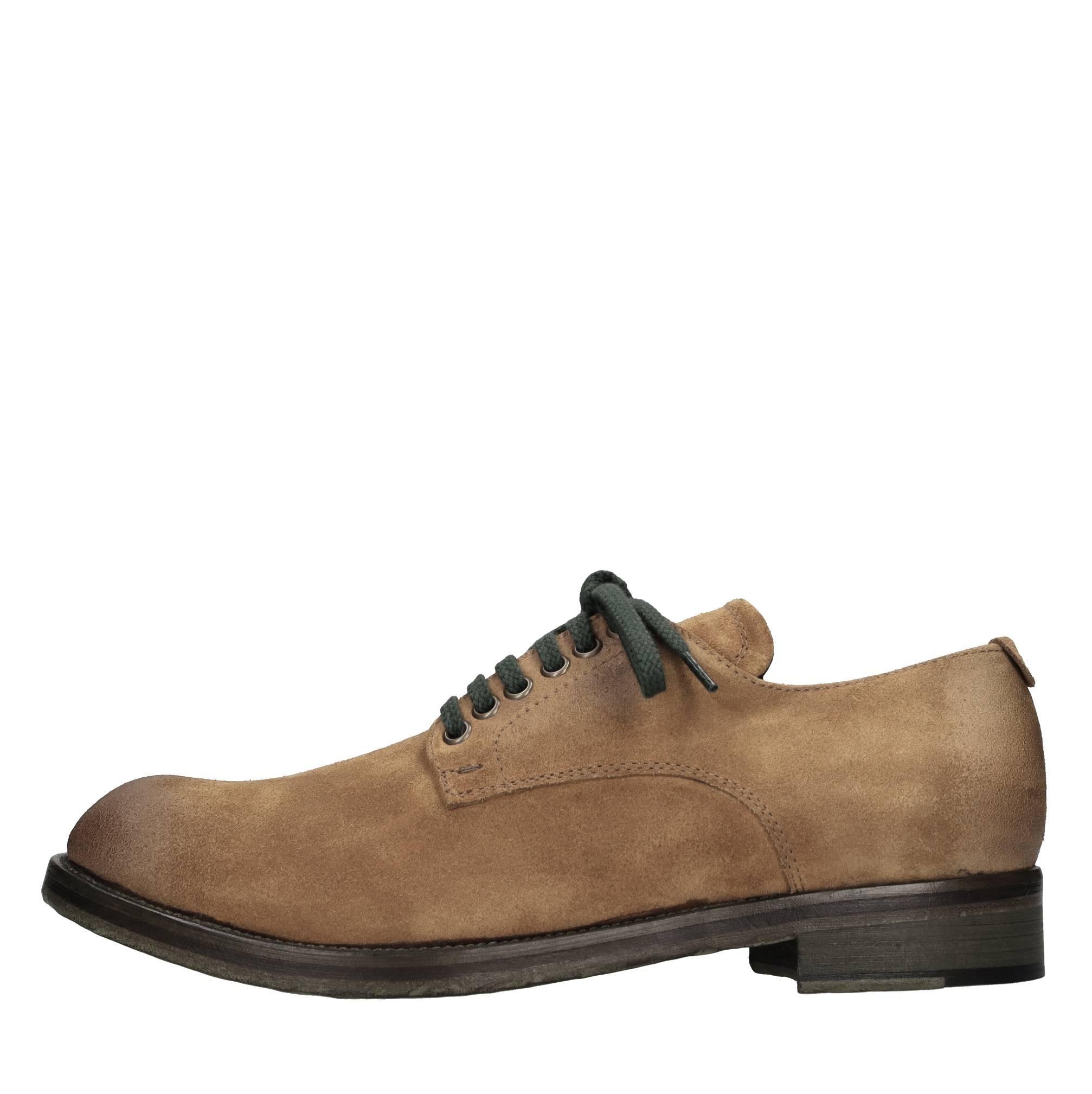 Stringate modello COLLIN 1 in camoscio 