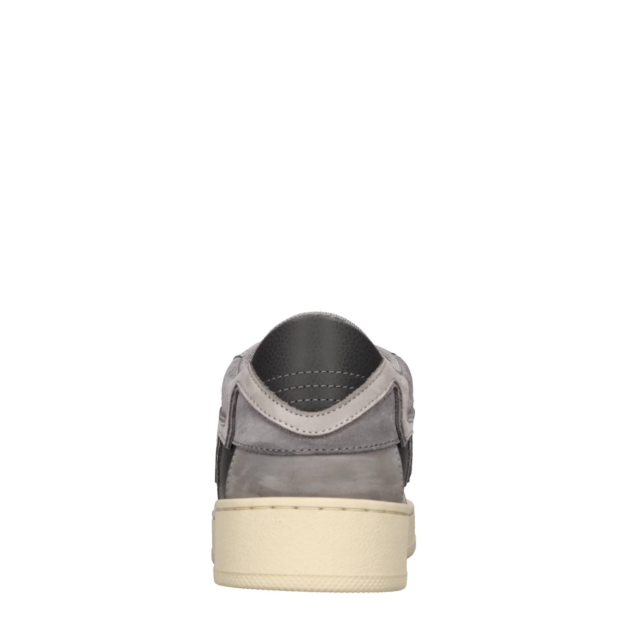 Sneakers in pelle 
