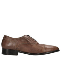 Stringate in pelle 
