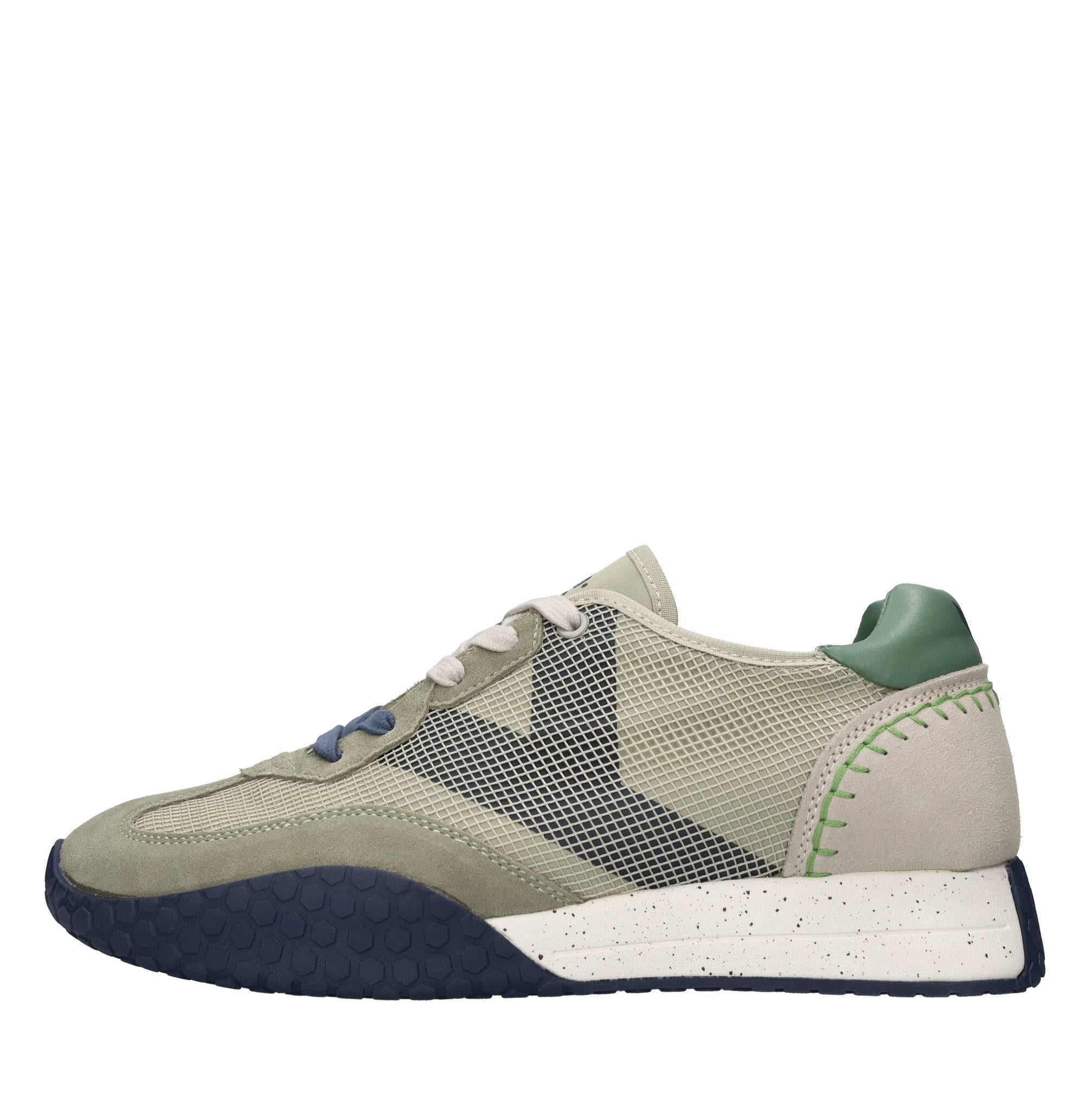 Sneakers in camoscio ecopelle e tessuto 