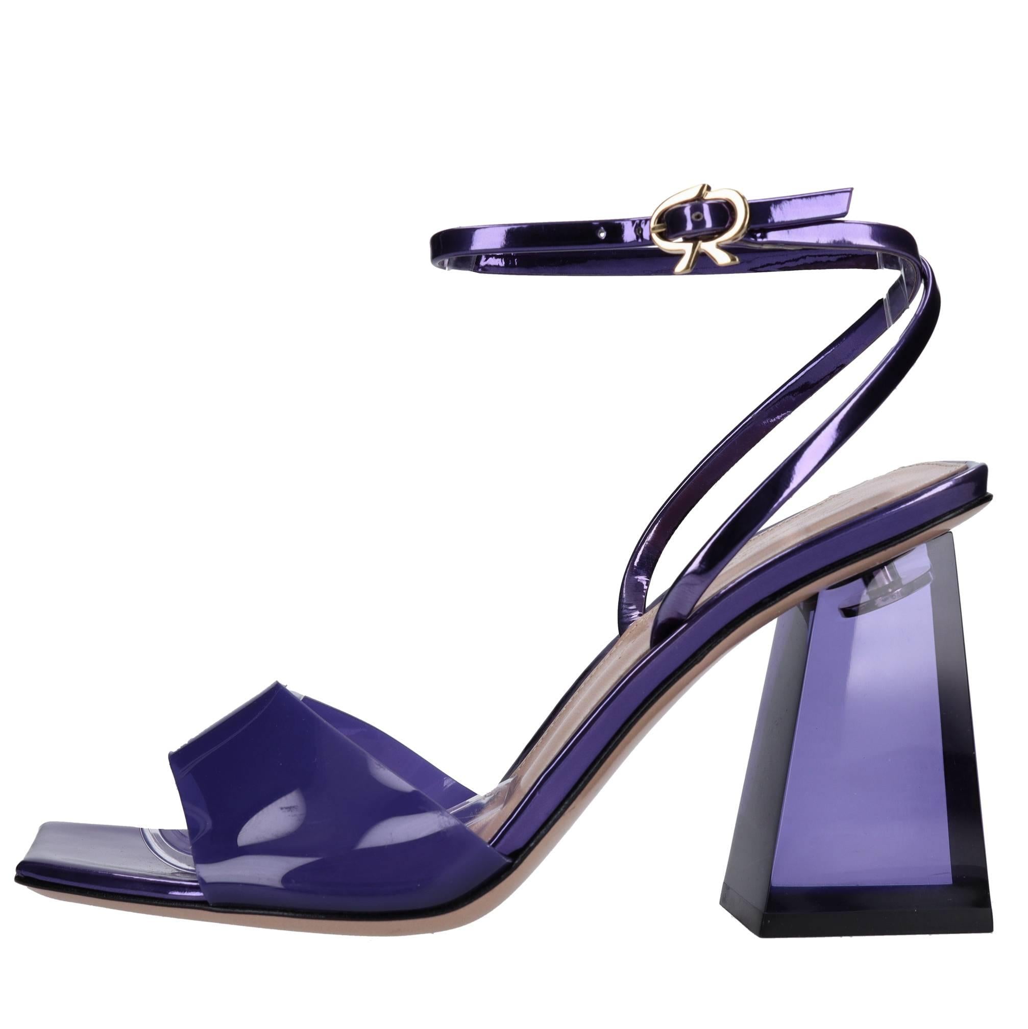 Sandali in plexi 