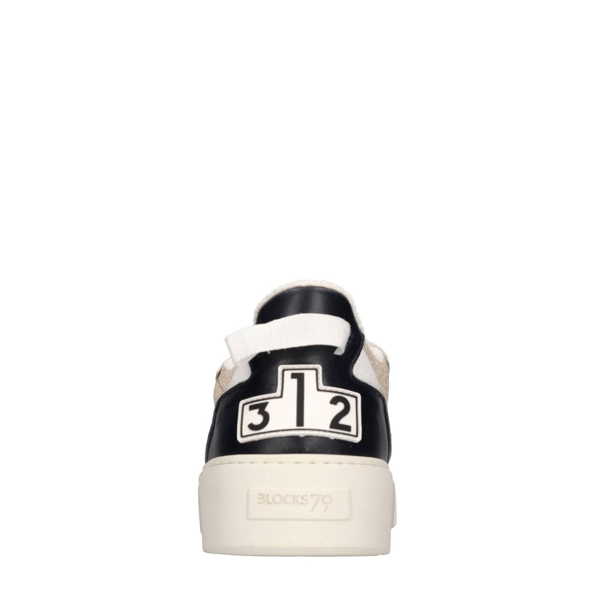 Sneakers in camoscio e tessuto 