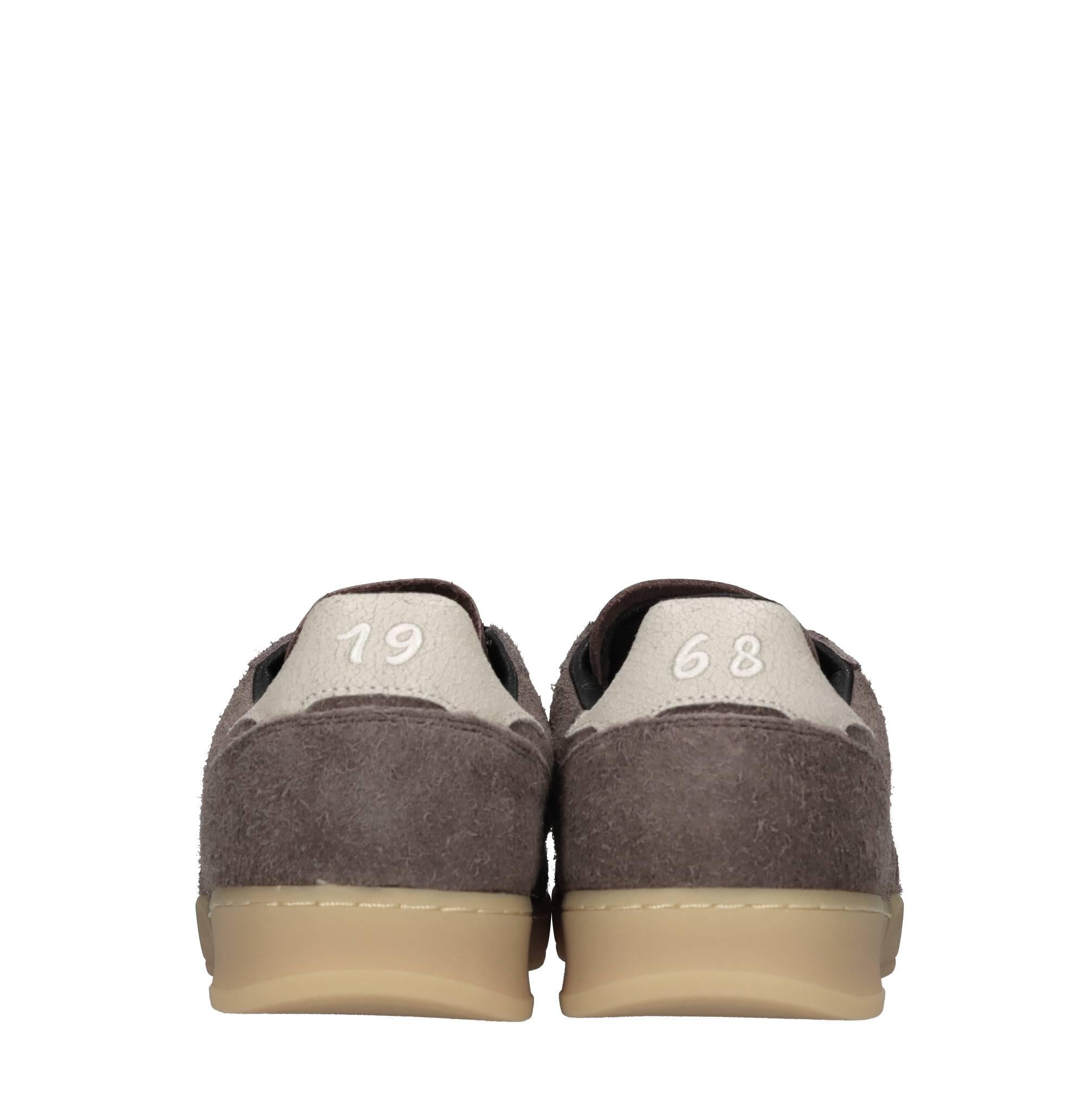 Sneakers in camoscio ed ecopelle 