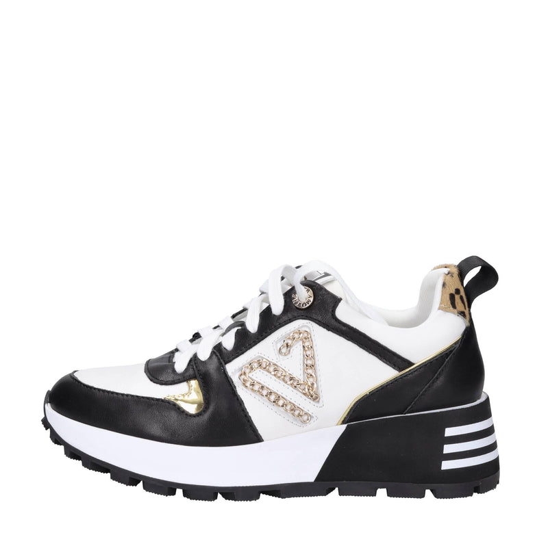 Sneakers in pelle 