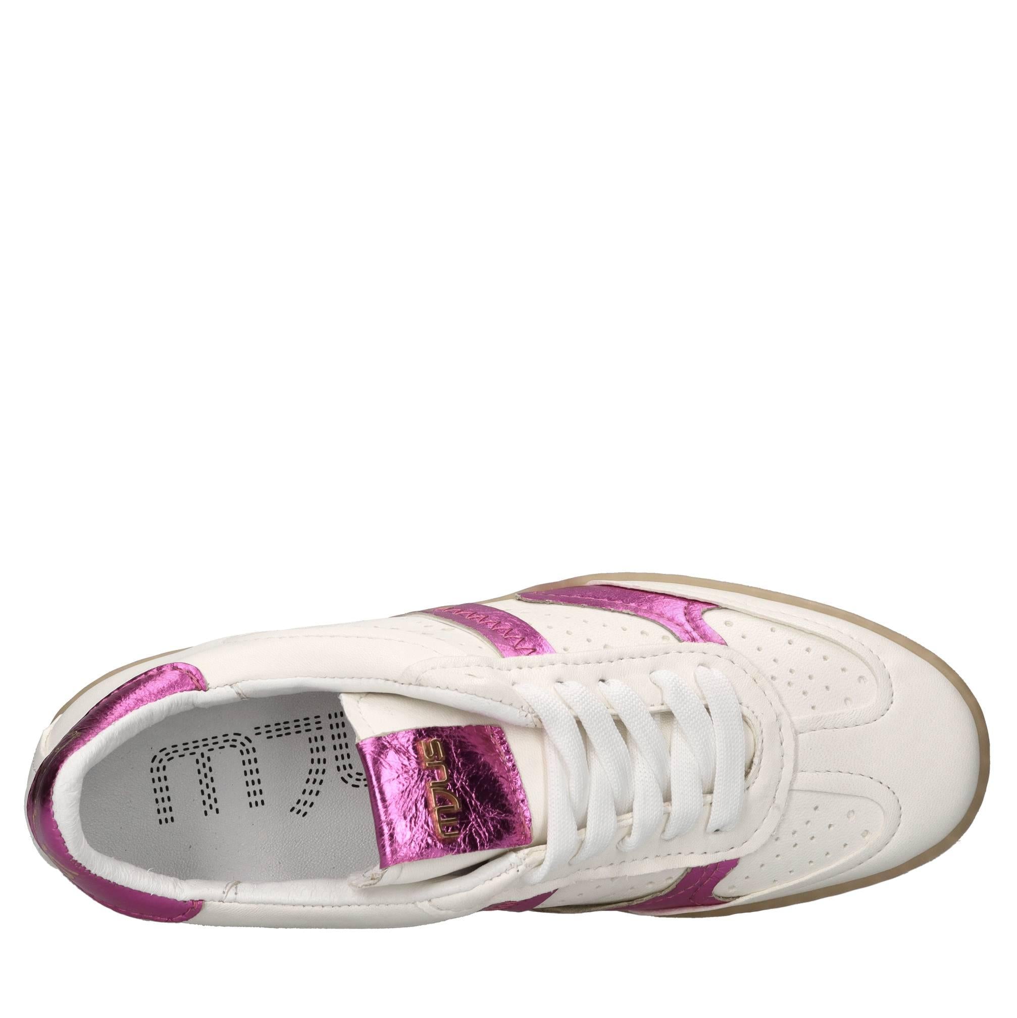 Sneakers in pelle 