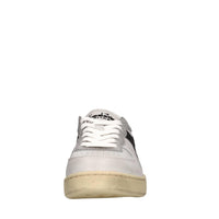 Sneakers in pelle 