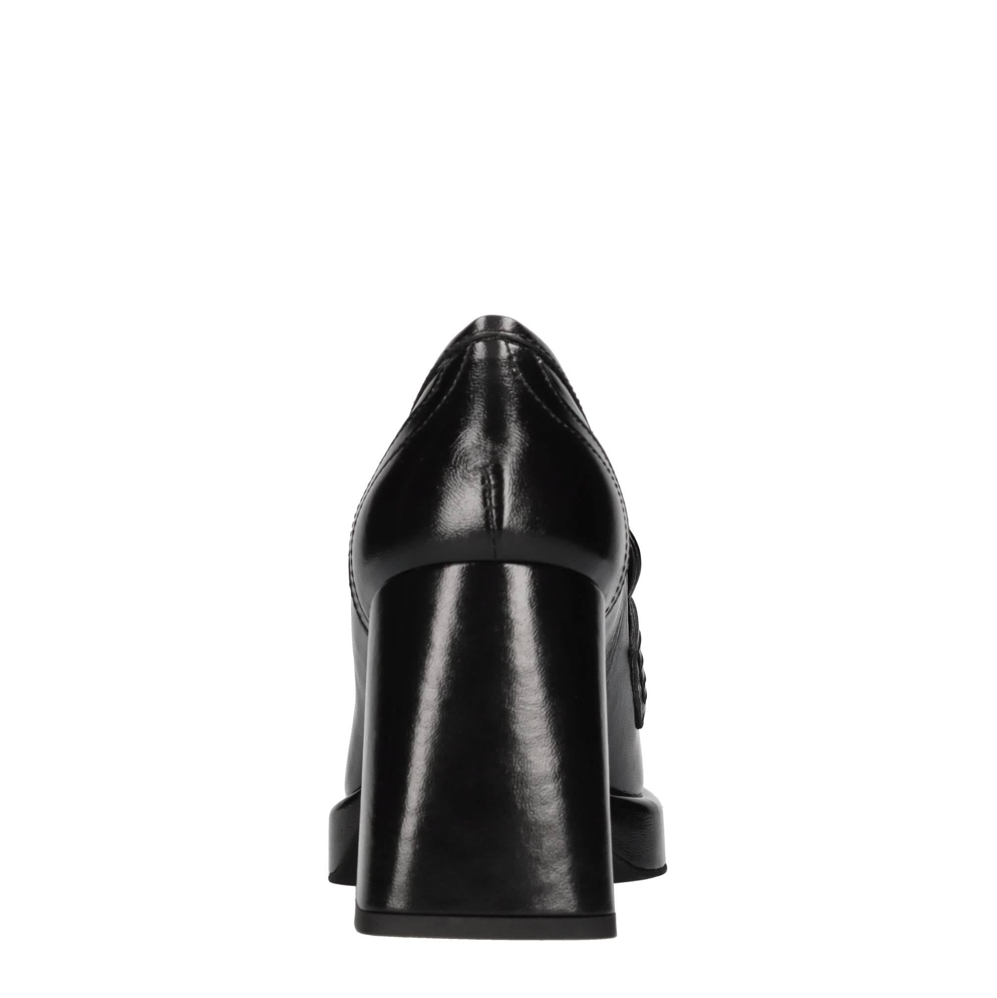 Mocassini in pelle 