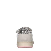 Sneakers in pelle camoscio e glitter 
