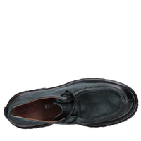 Stringate in pelle 