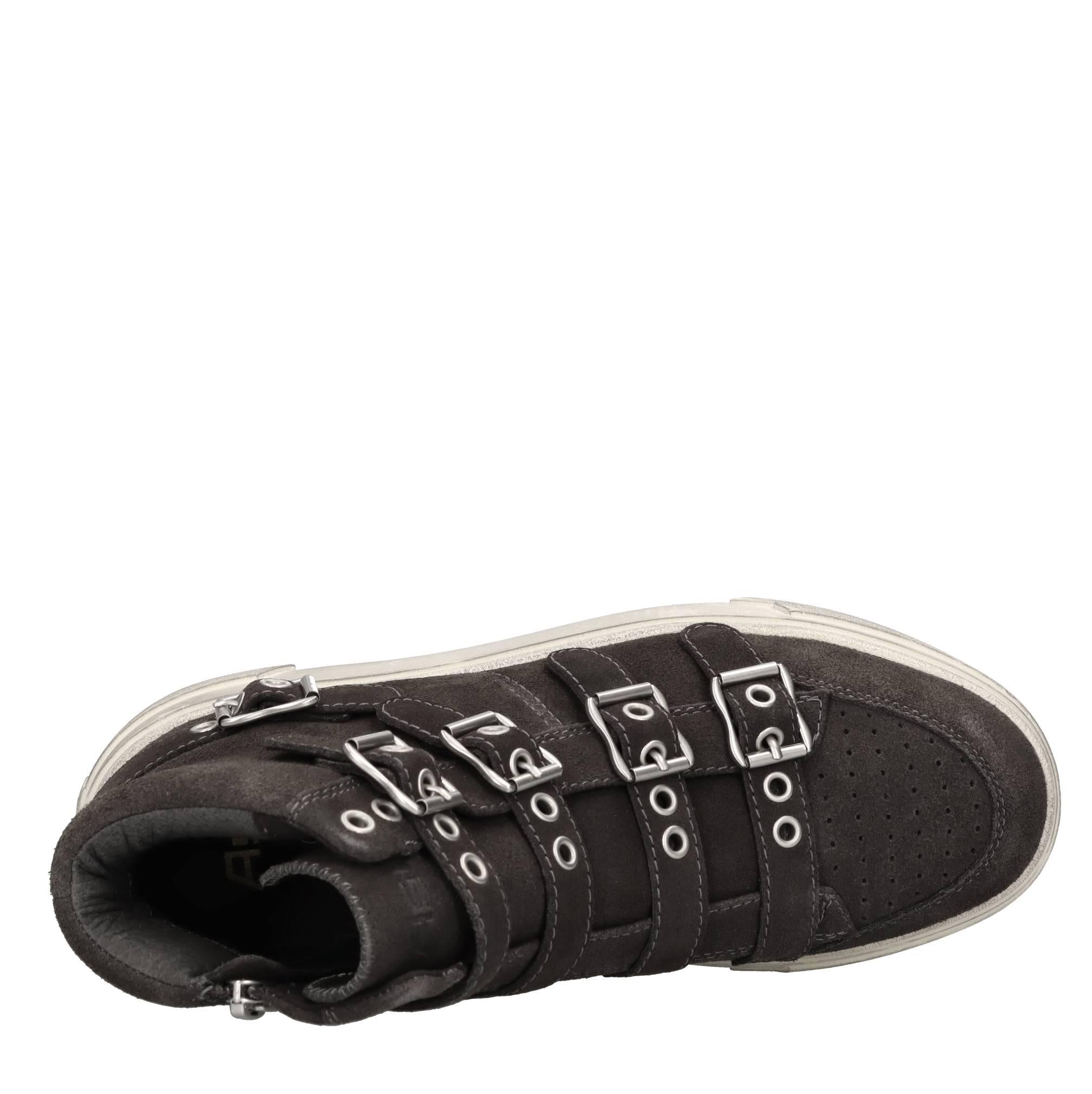 Sneakers in camoscio 