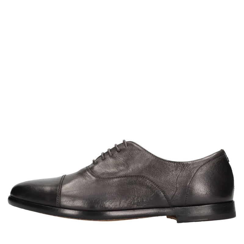 Stringate in pelle 