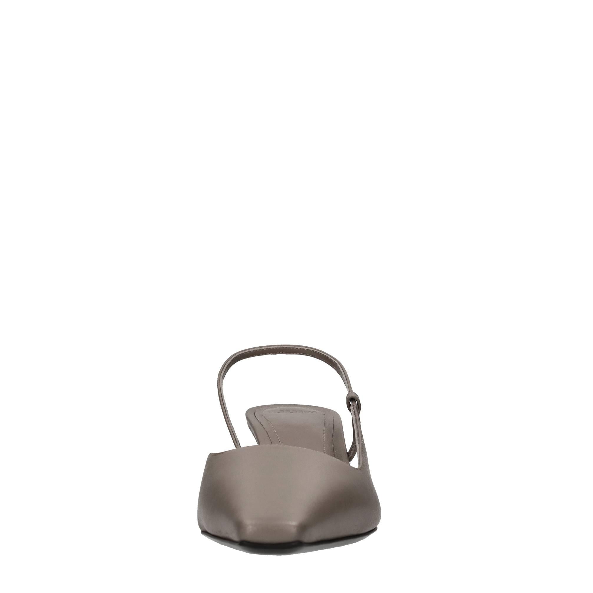 Décolleté slingback in pelle 