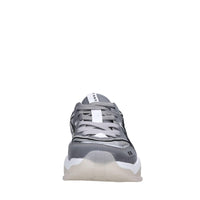Sneakers in tessuto 