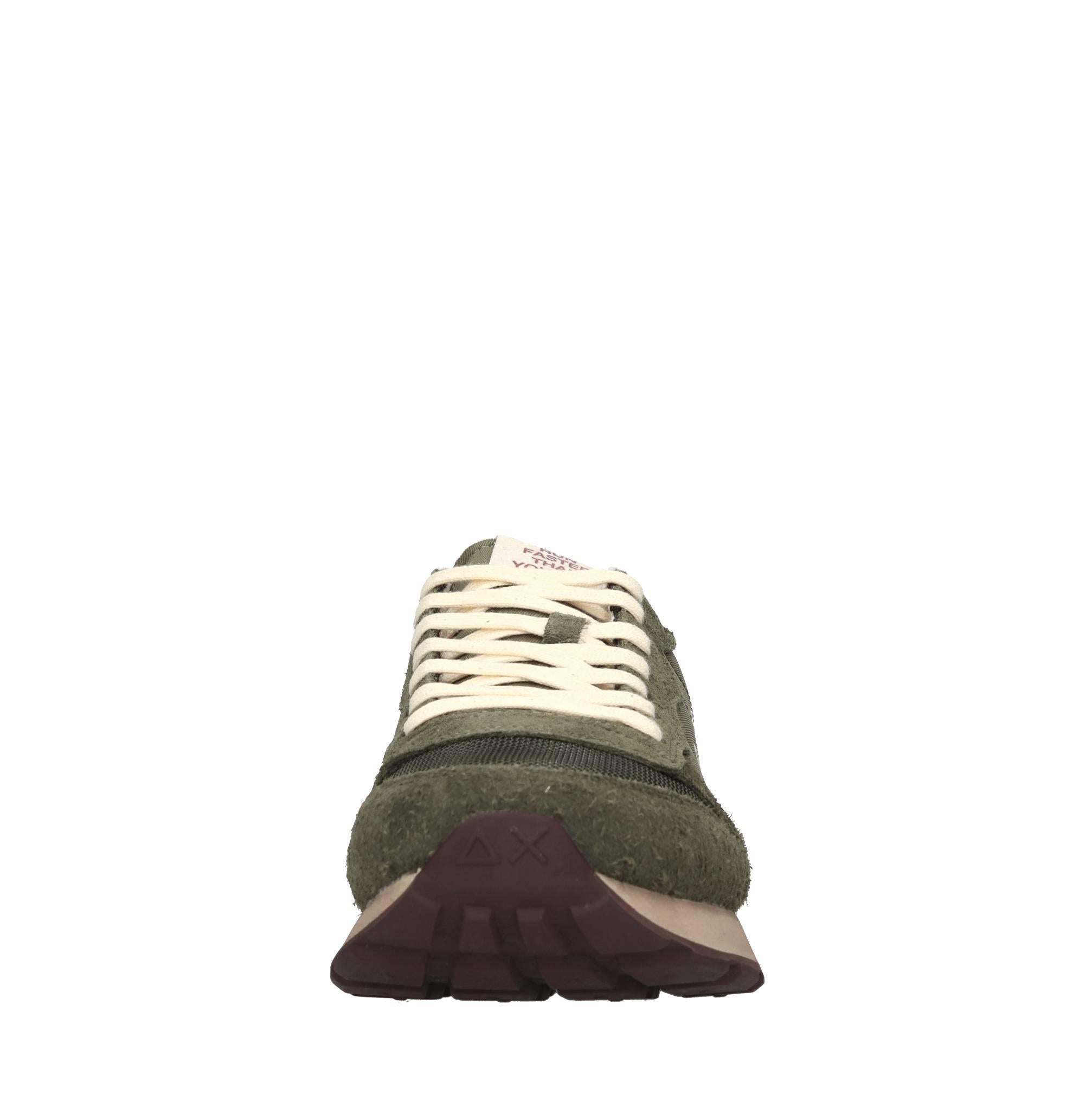 Sneakers in camoscio e tessuto 