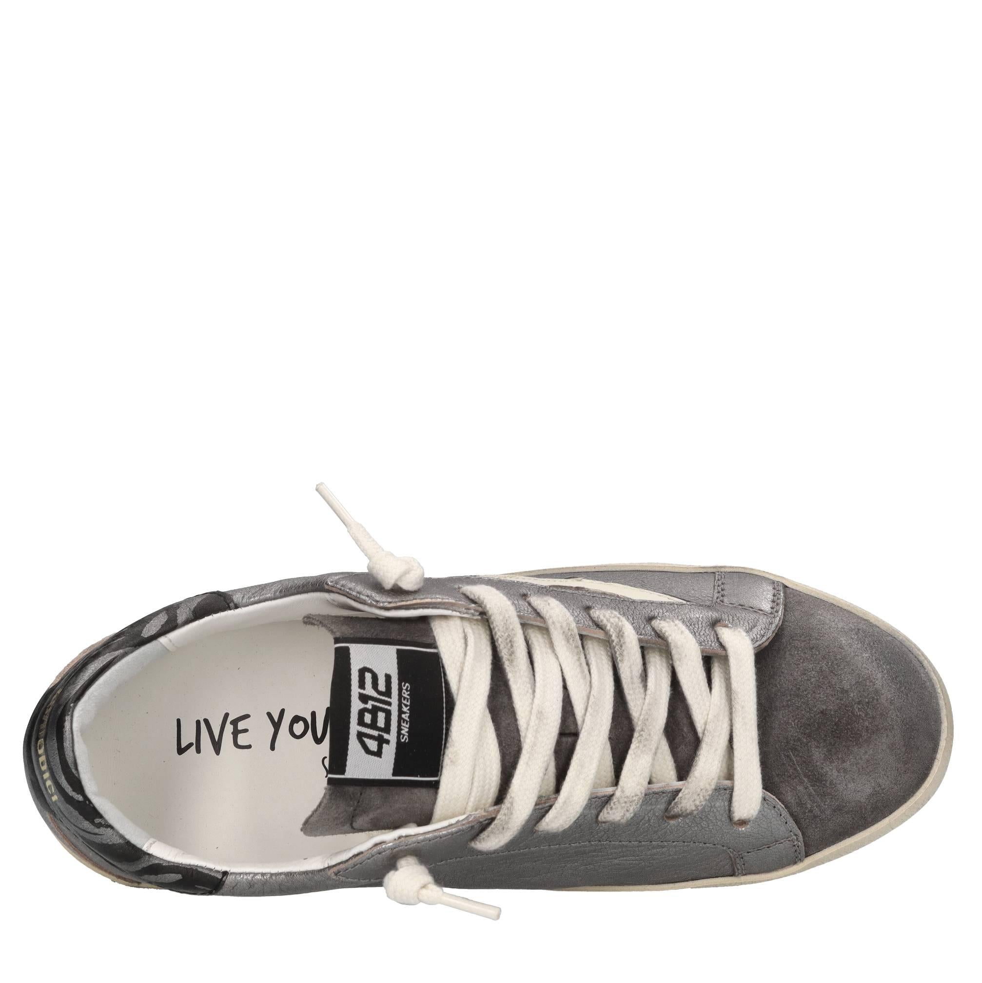 Sneakers in pelle 
