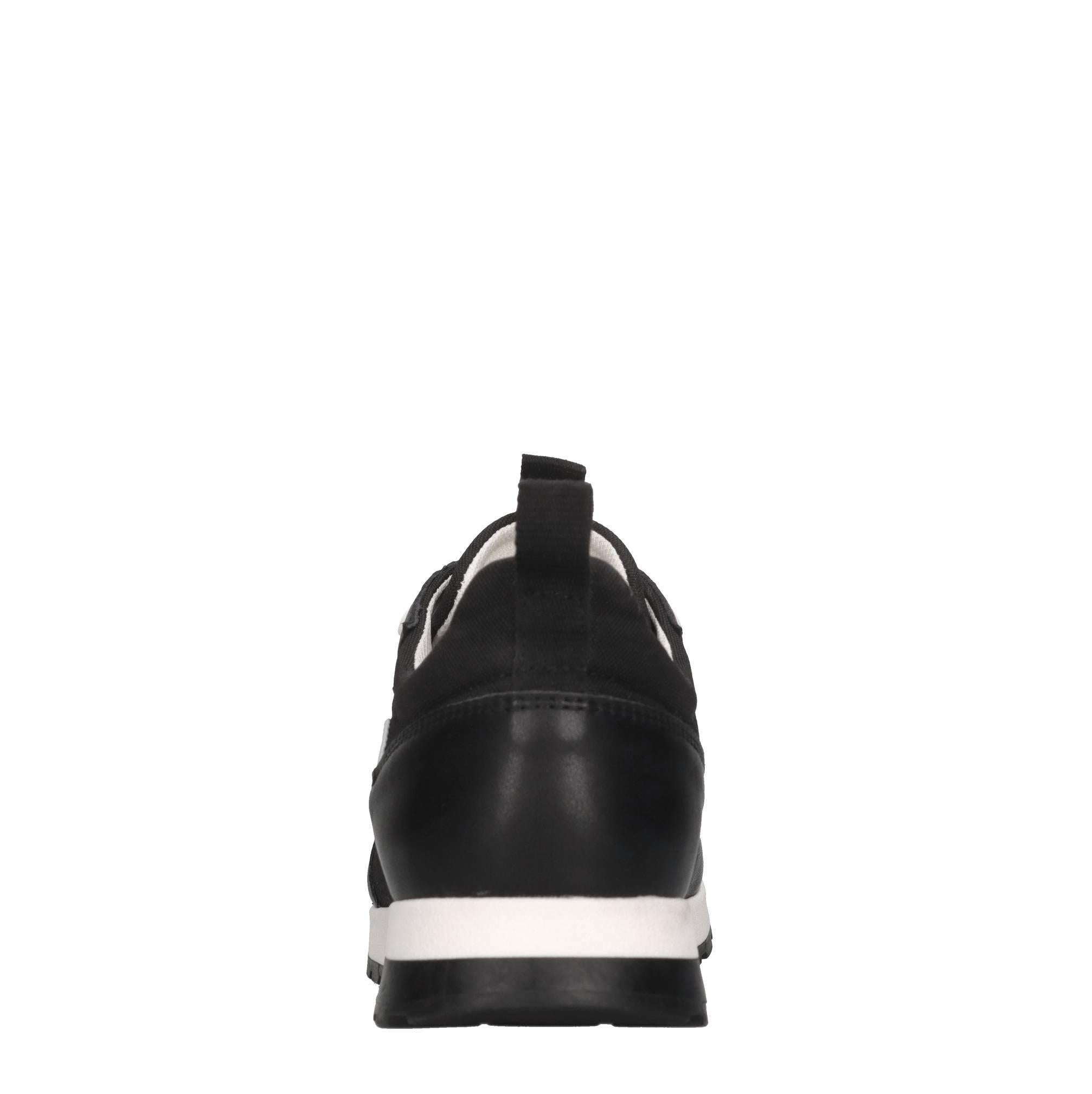 Sneakers in pelle e tessuto 