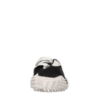 Sneakers in tessuto 