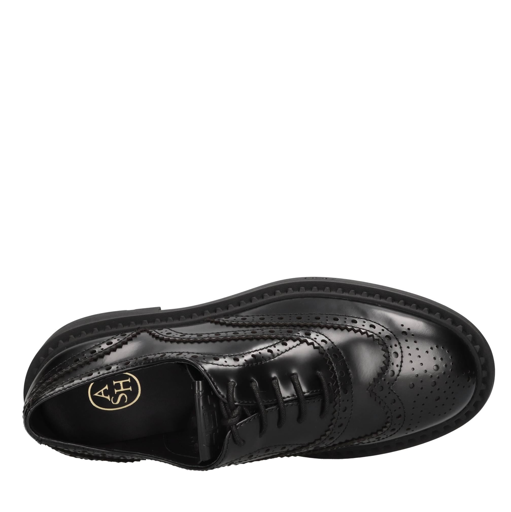 Stringate in pelle 