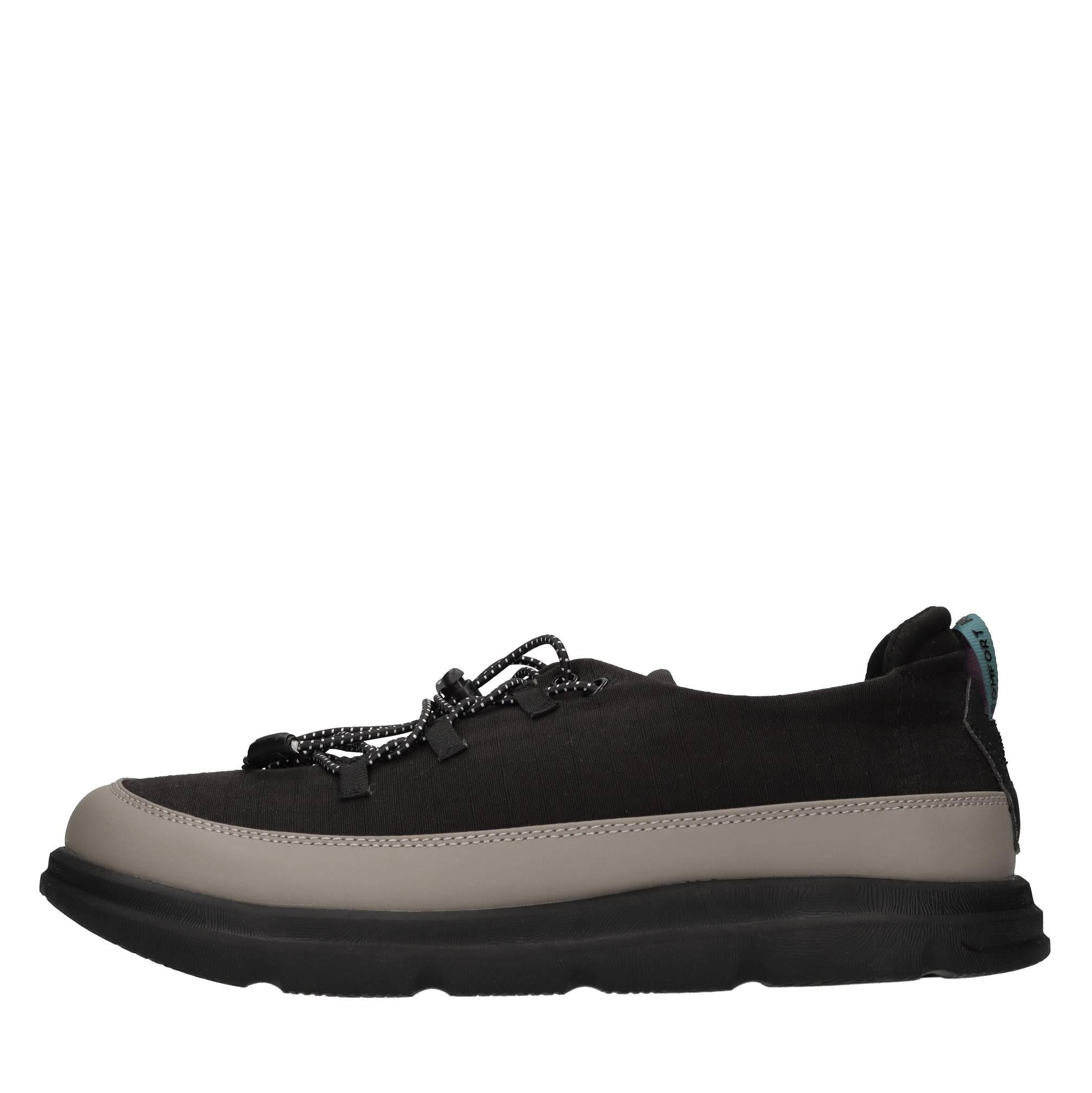 Sneakers in tessuto 