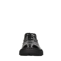 Stringate in pelle 