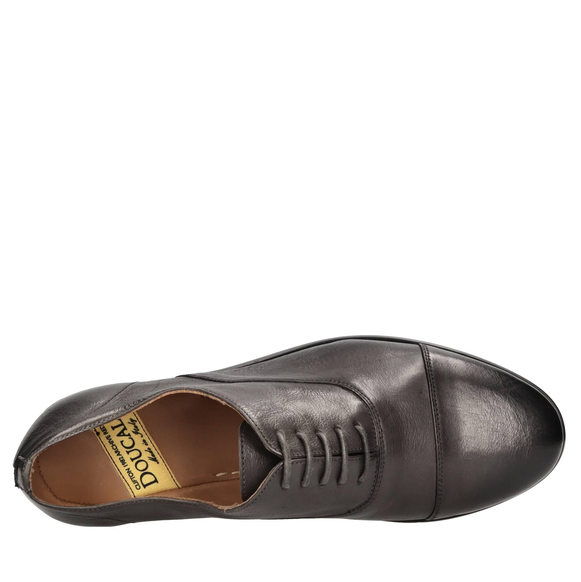 Stringate in pelle 
