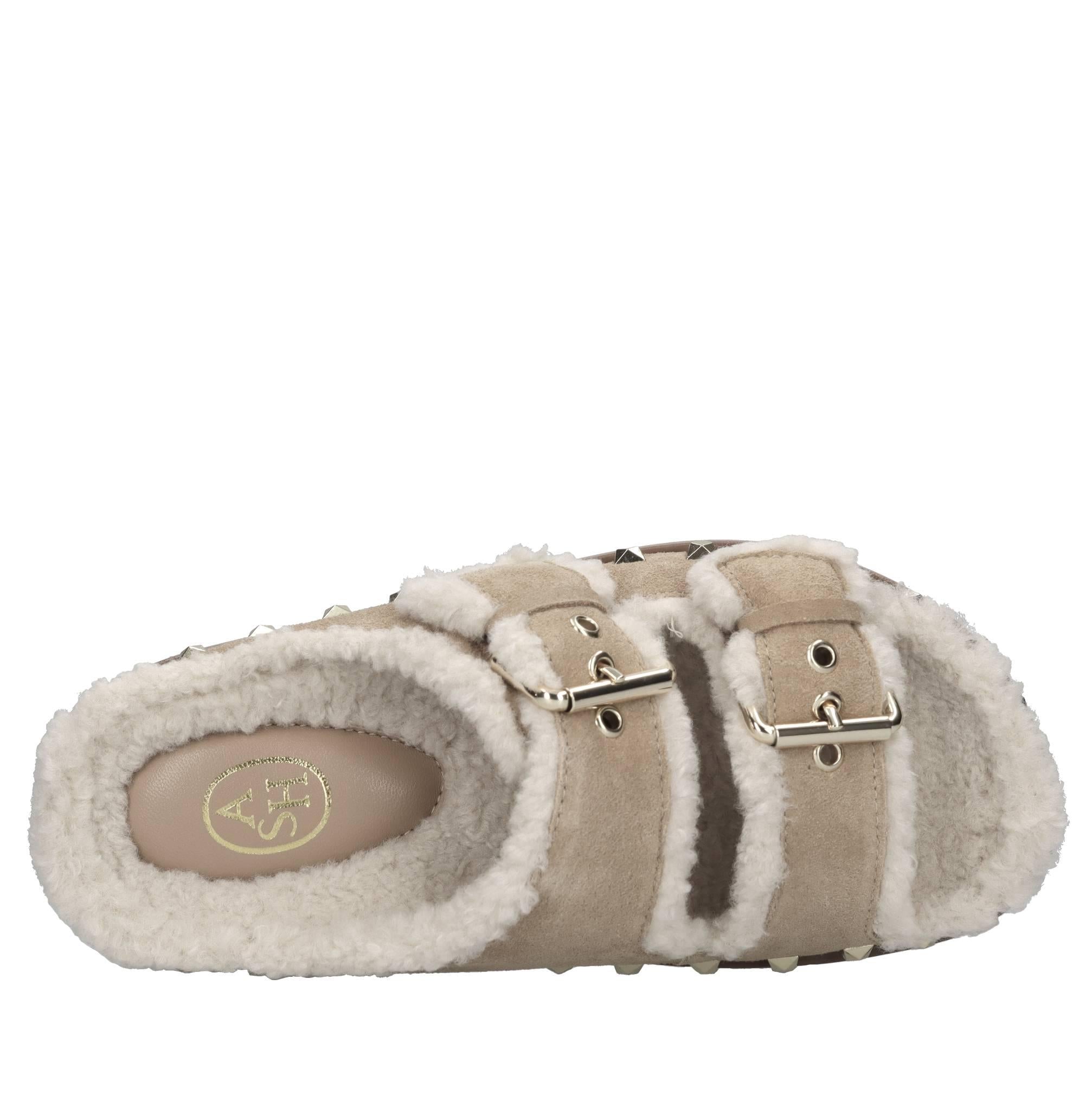 Mules in camoscio 
