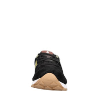 Sneakers in camoscio ed ecopelle 