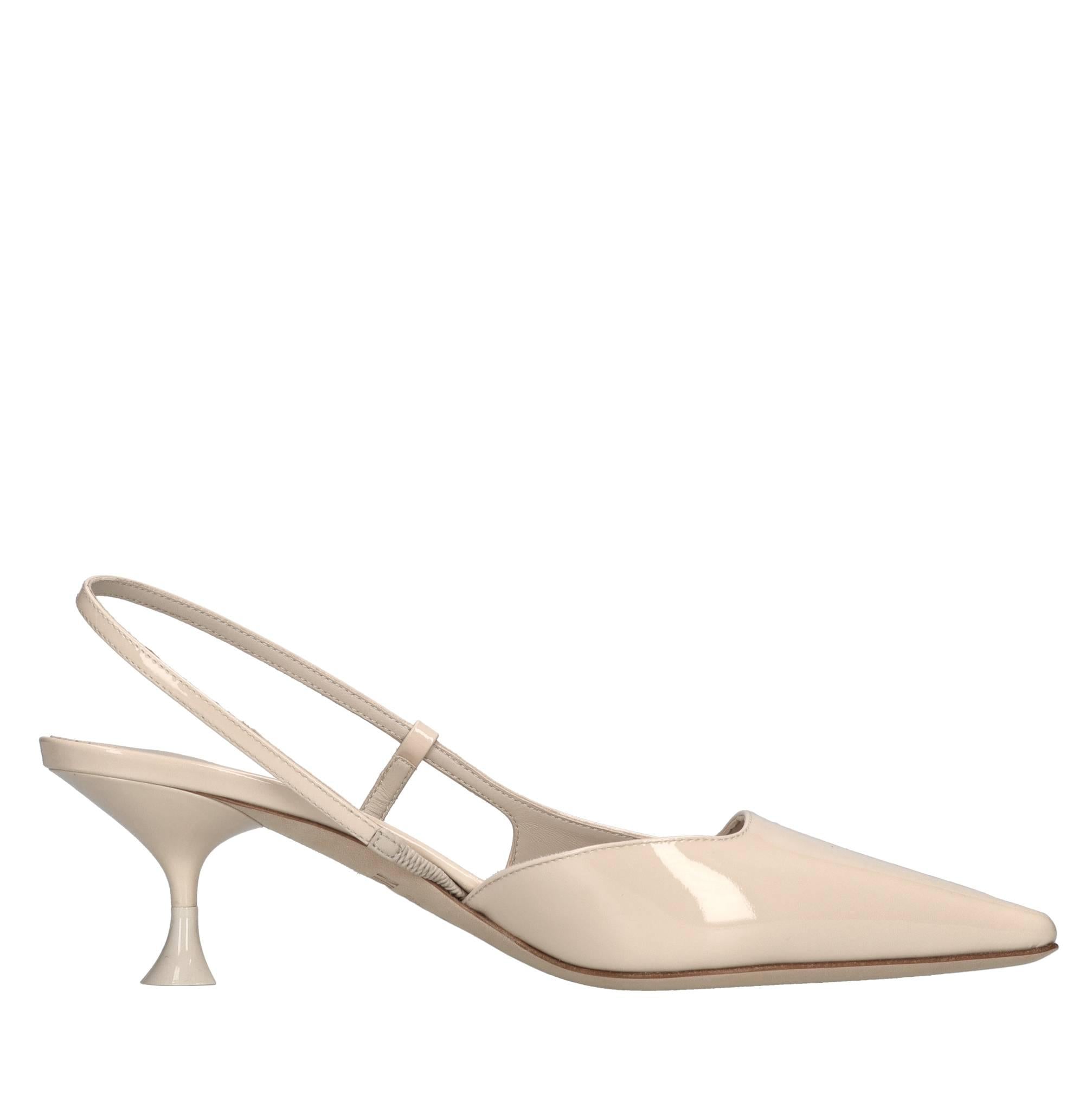 Décolleté slingback in vernice 