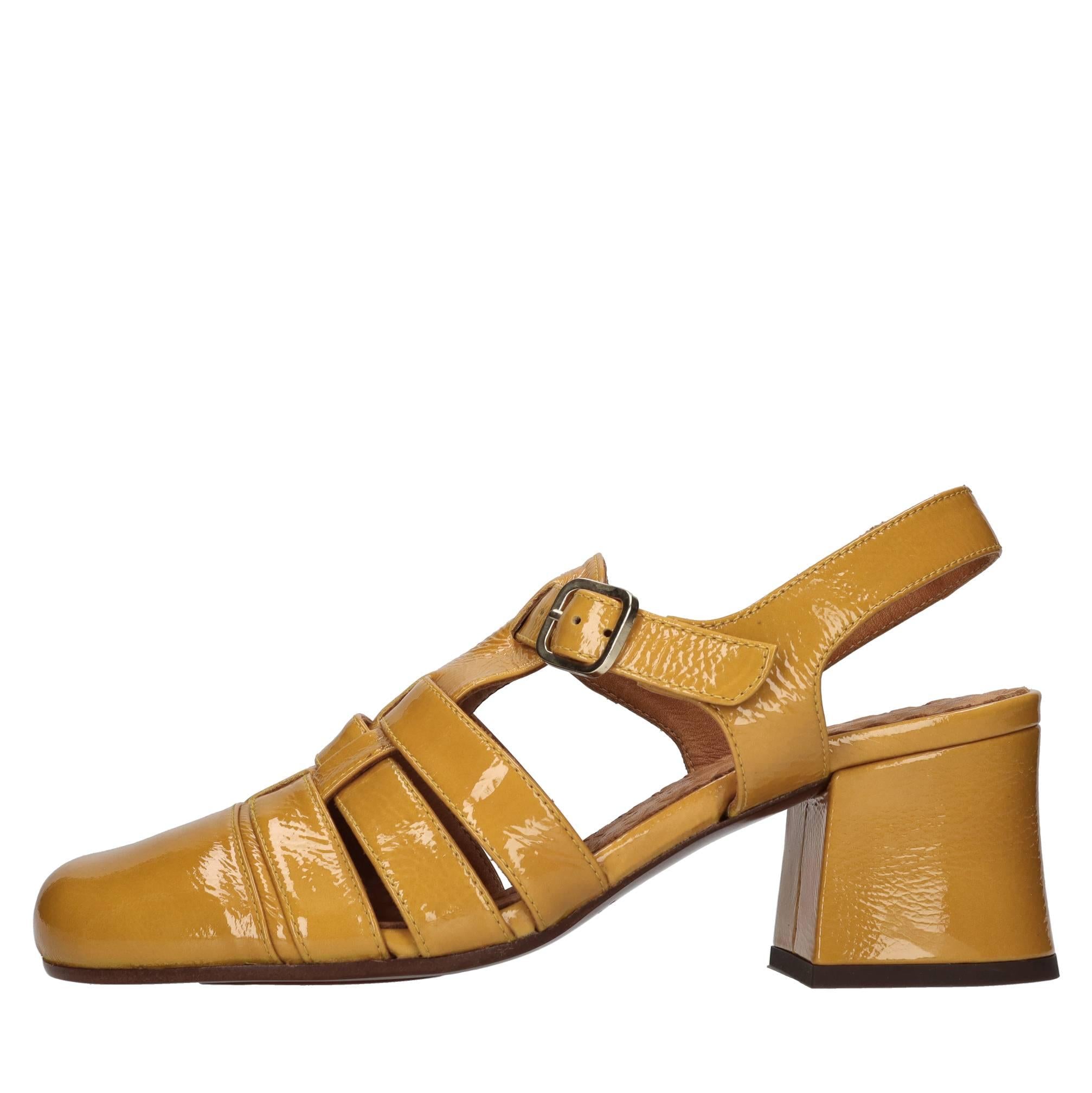 Décolléte slingback in vernice 