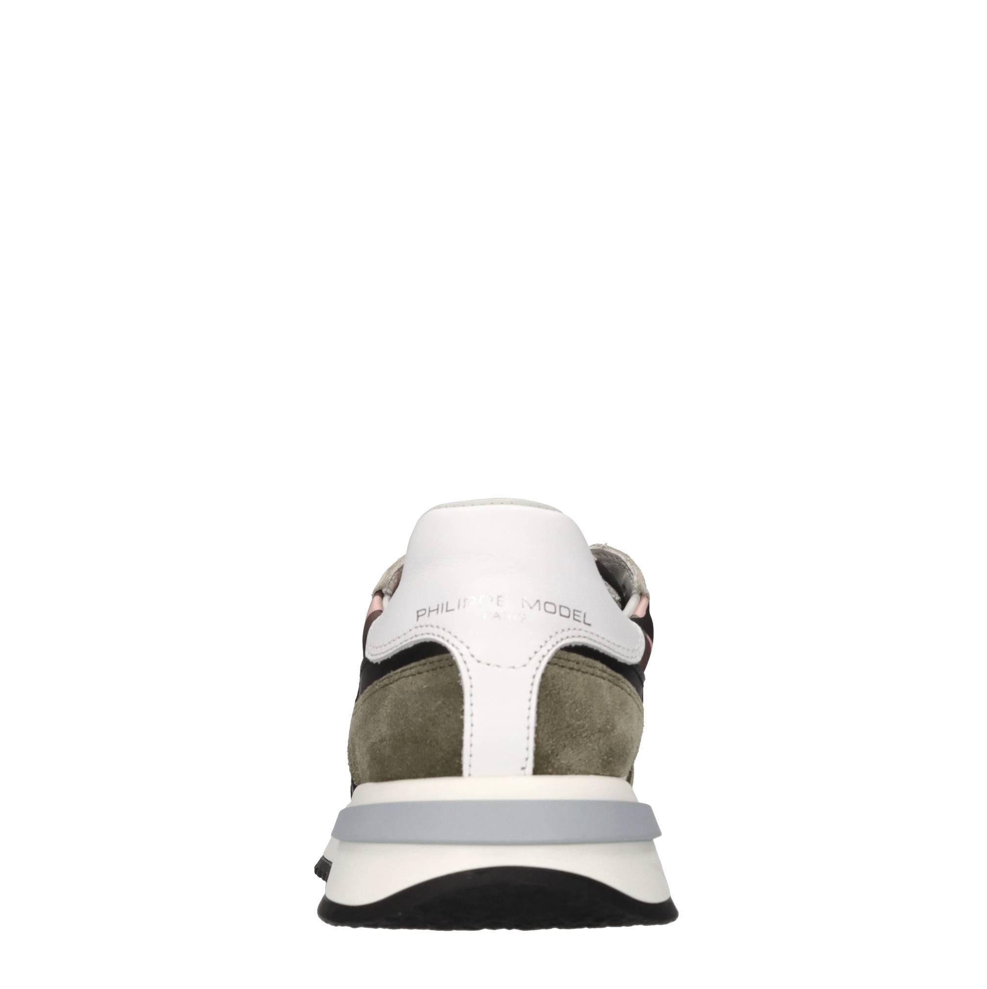 Sneakers in pelle e tessuto 