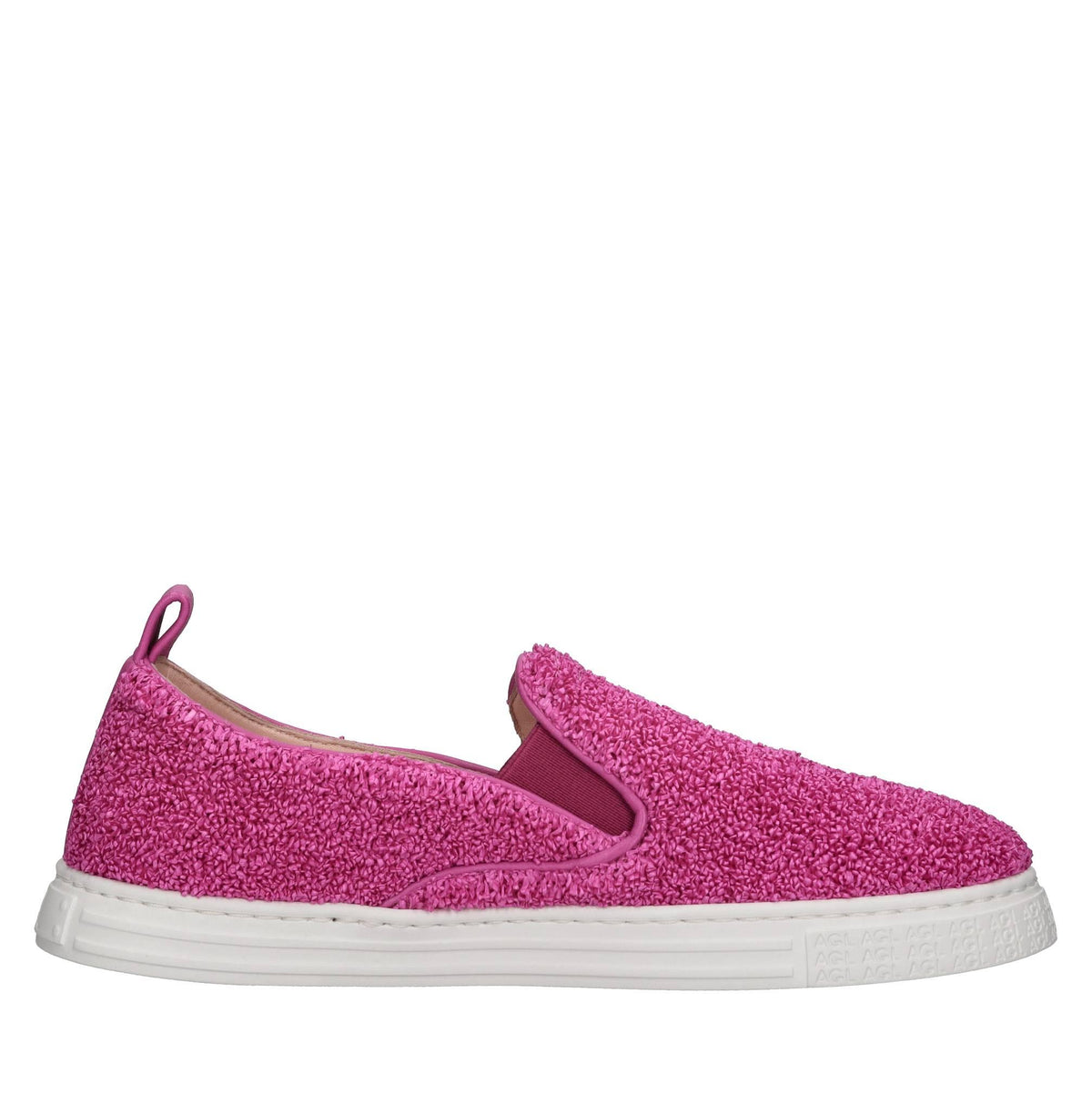 Slip on in rafia 