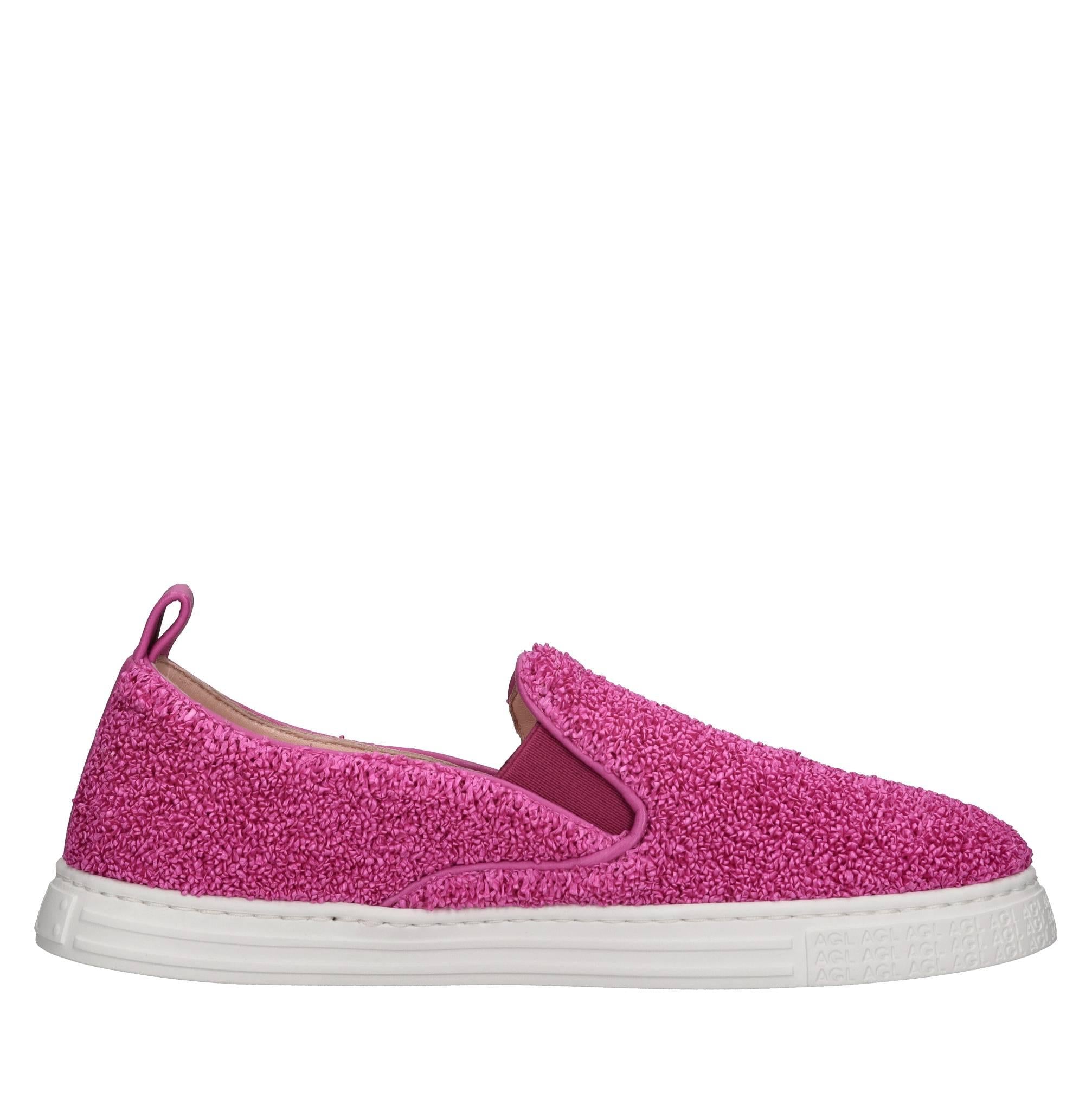 Slip on in rafia 