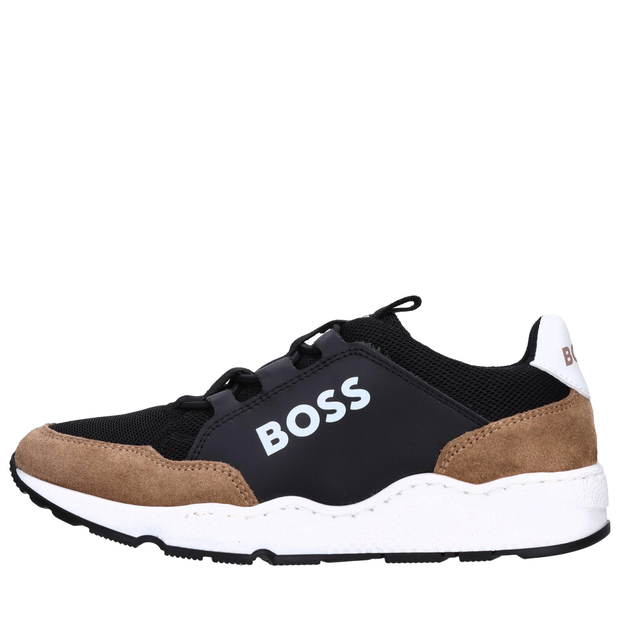 Sneakers in pelle e tessuto 