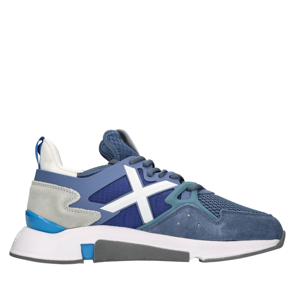 Sneakers in pelle e tessuto 