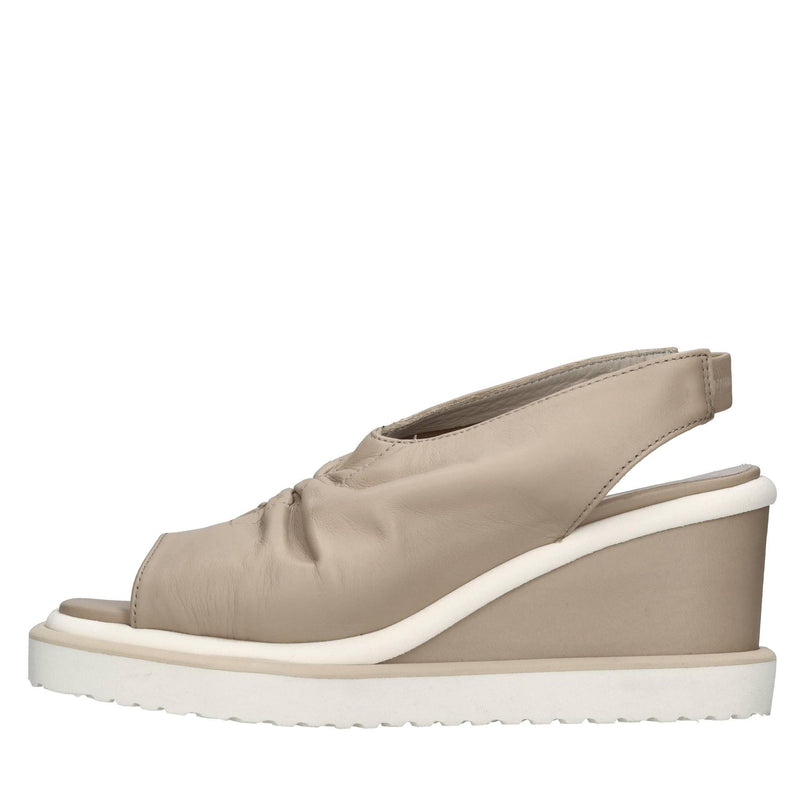 Sandali modello Lisse Dreamer in pelle 
