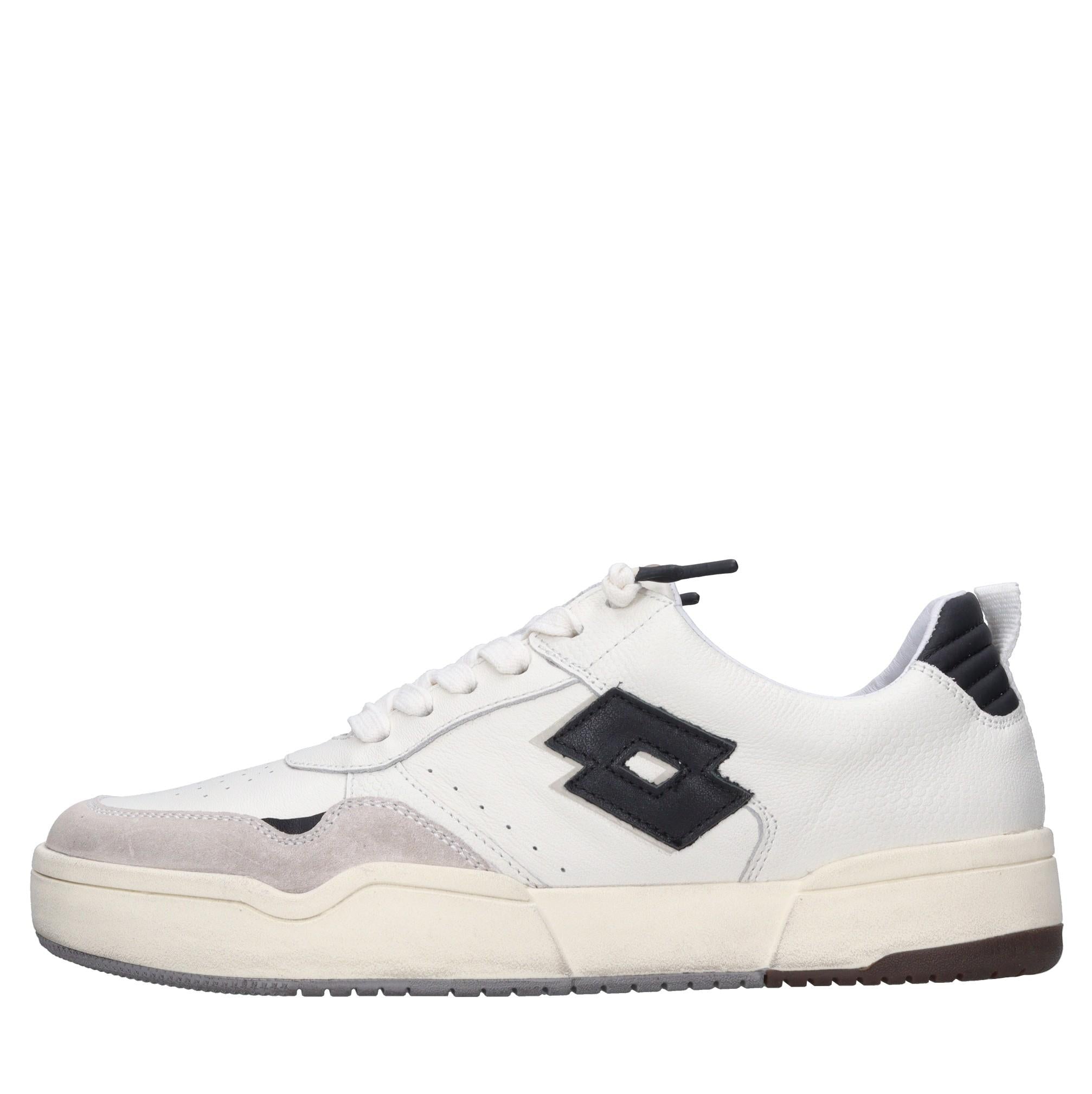Sneakers in pelle e tessuto 