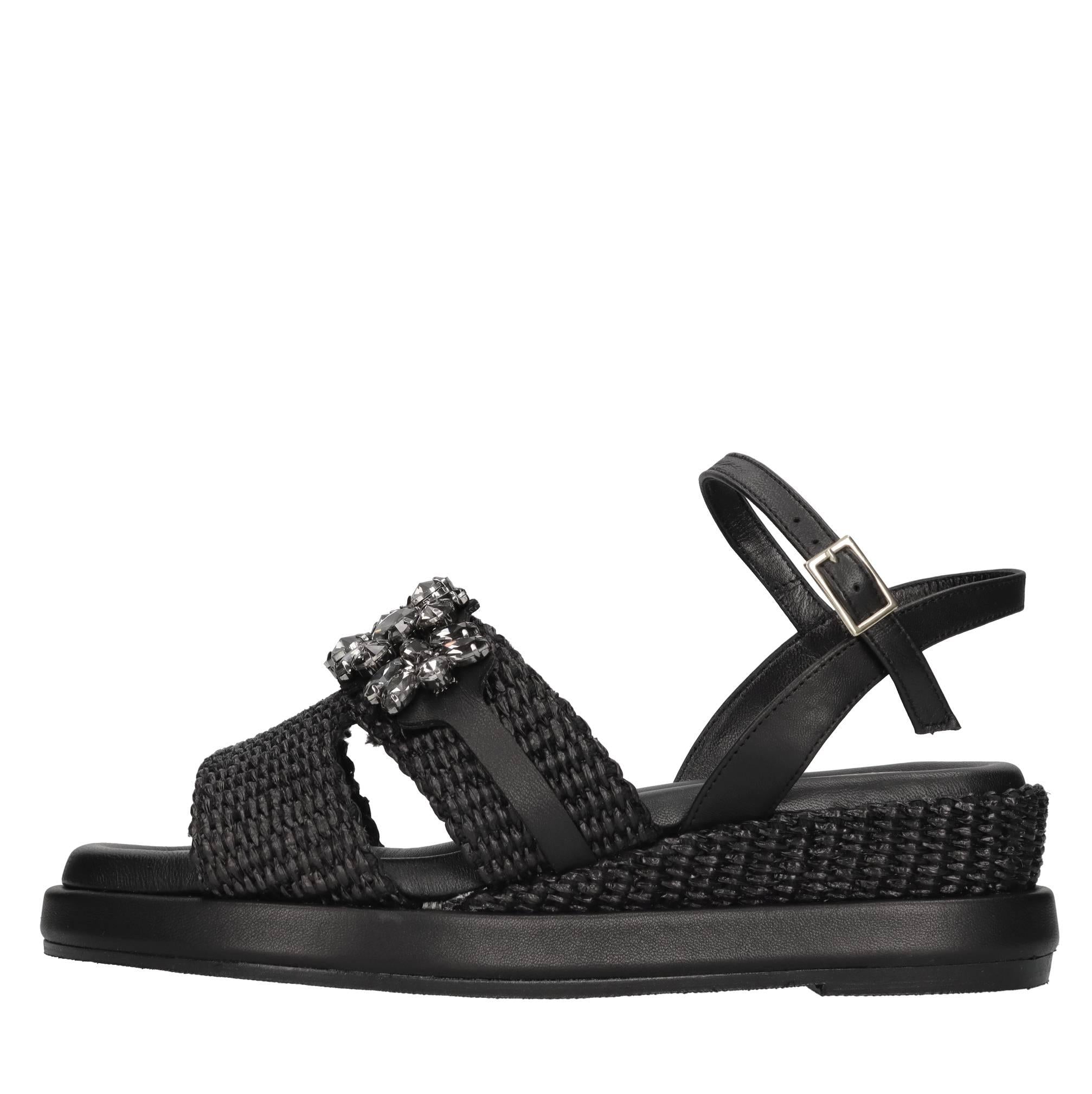 Sandali in pelle e rafia 